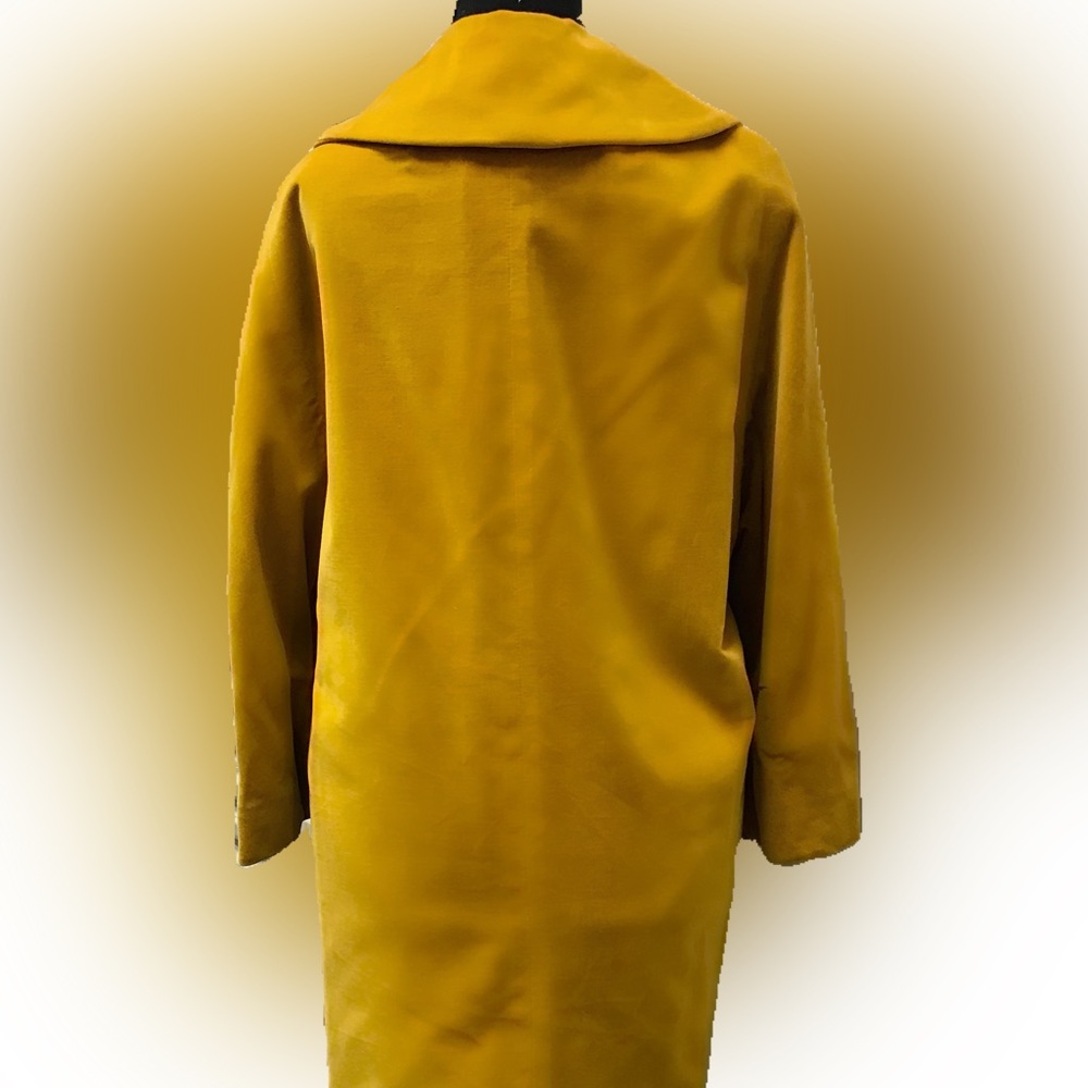 Women’s Vintage Velvet Coat. Sz. L